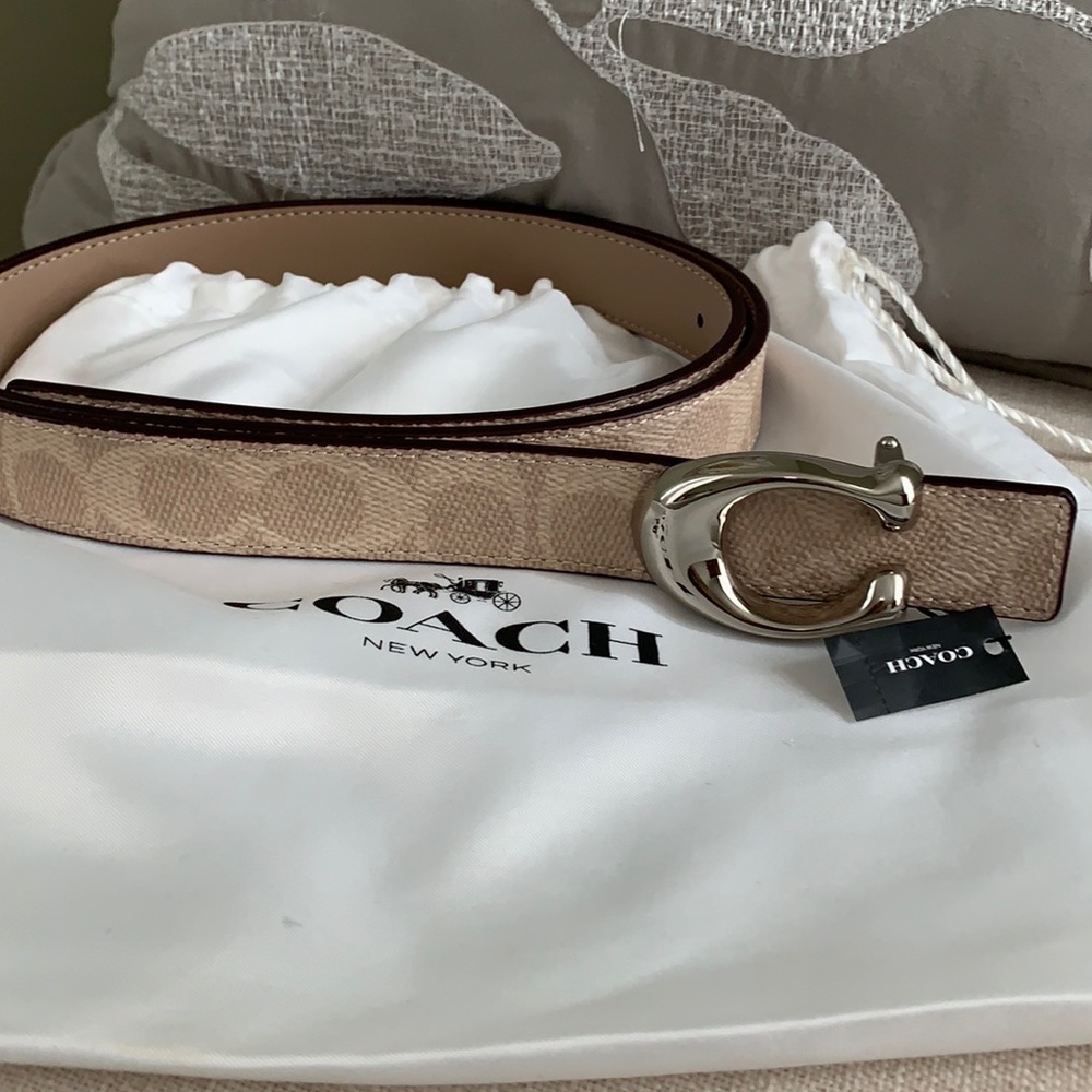 NWT Coach Signature Buckle Reversible Belt 25mm